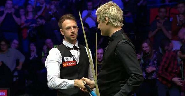 持球队的竞 持球队的竞